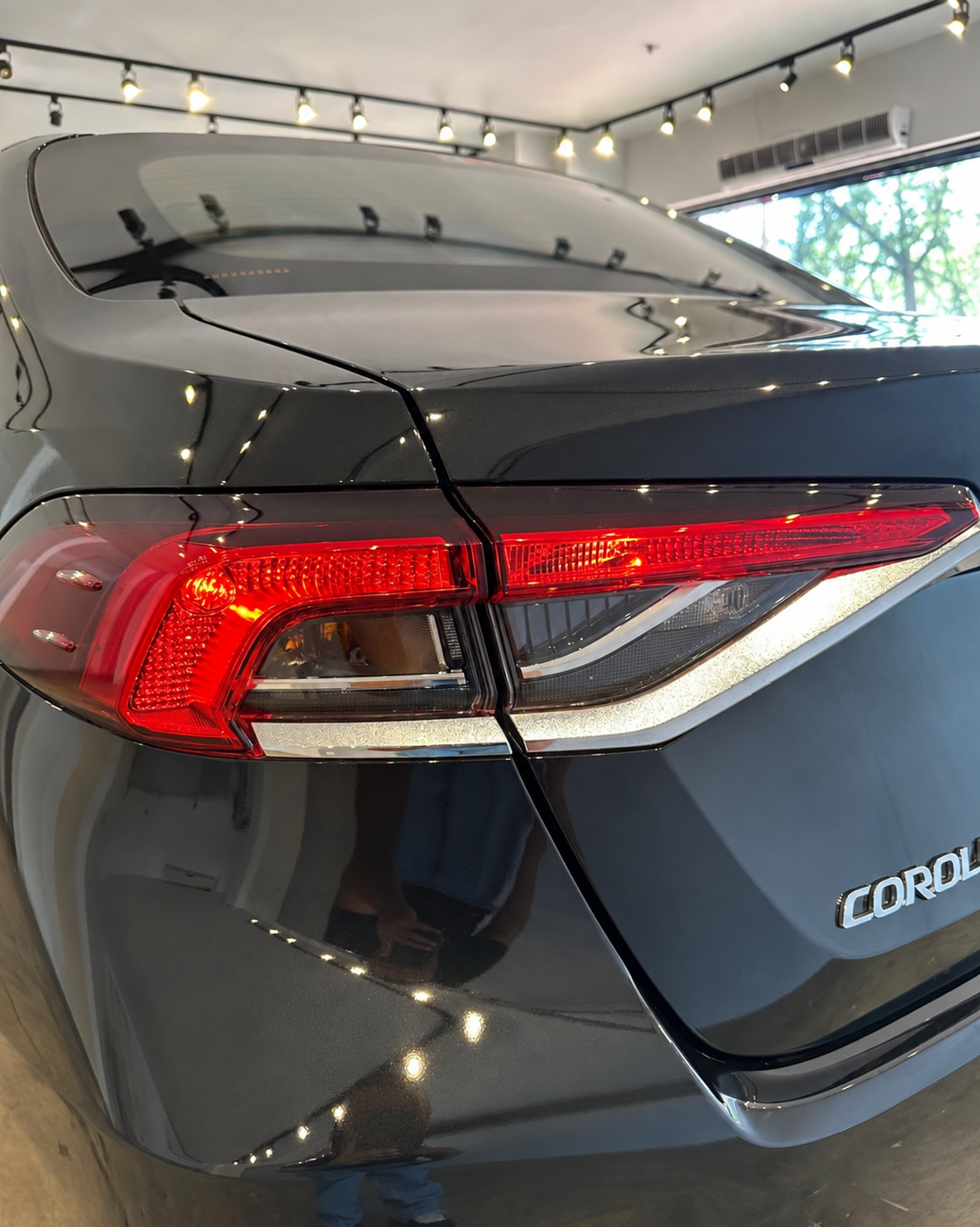 Toyota Corolla blindado da VER BRASÍLIA: detalhe da lanterna