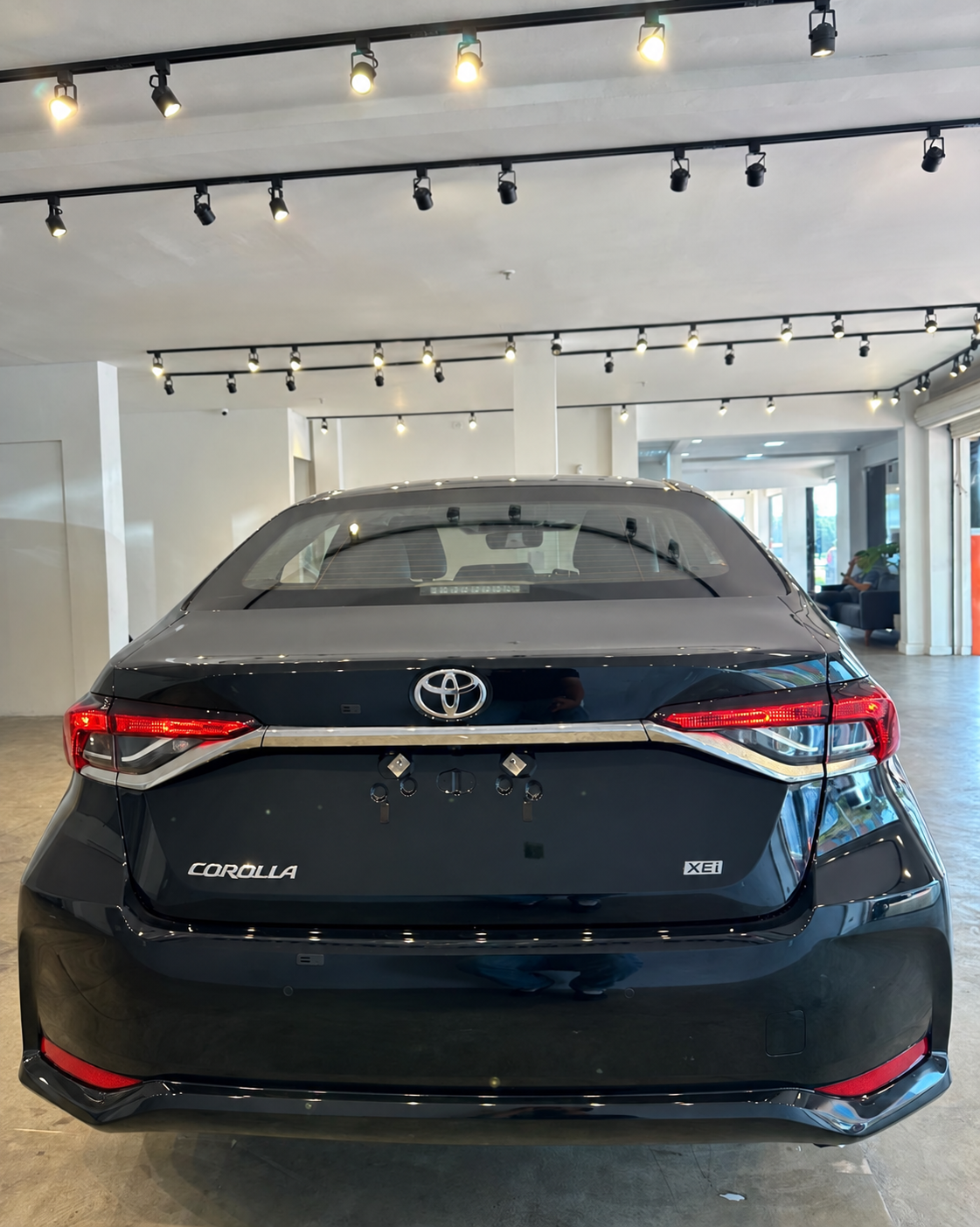 Toyota Corolla blindado da VER BRASÍLIA: outro ângulo da traseira